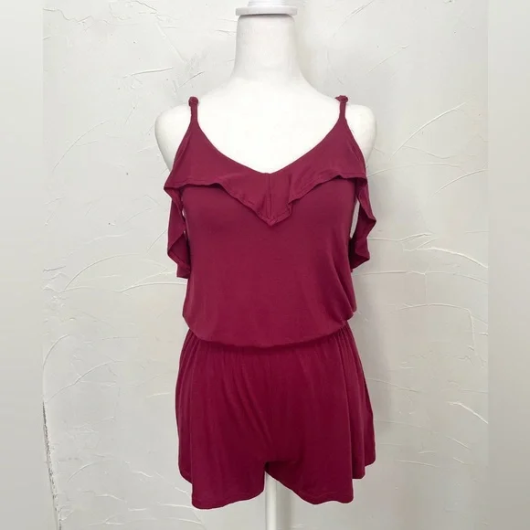 Aeropostale Solid Ruffled Cold-Shoulder Romper - Picture 2 of 8